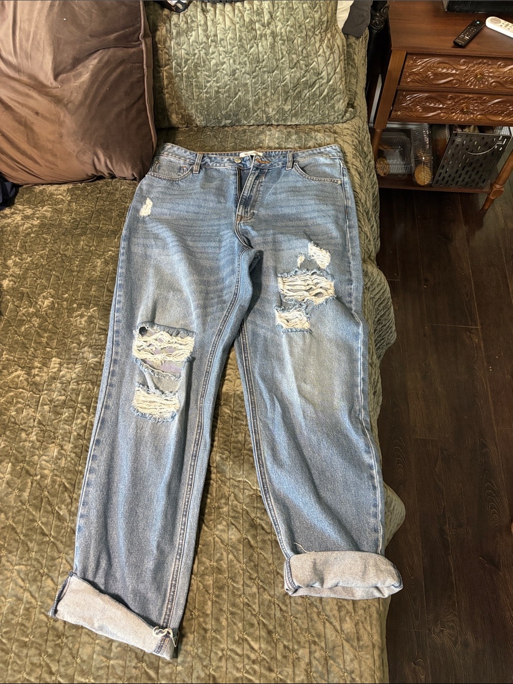 Vigoss Light Blue Distressed Boyfriend Jeans